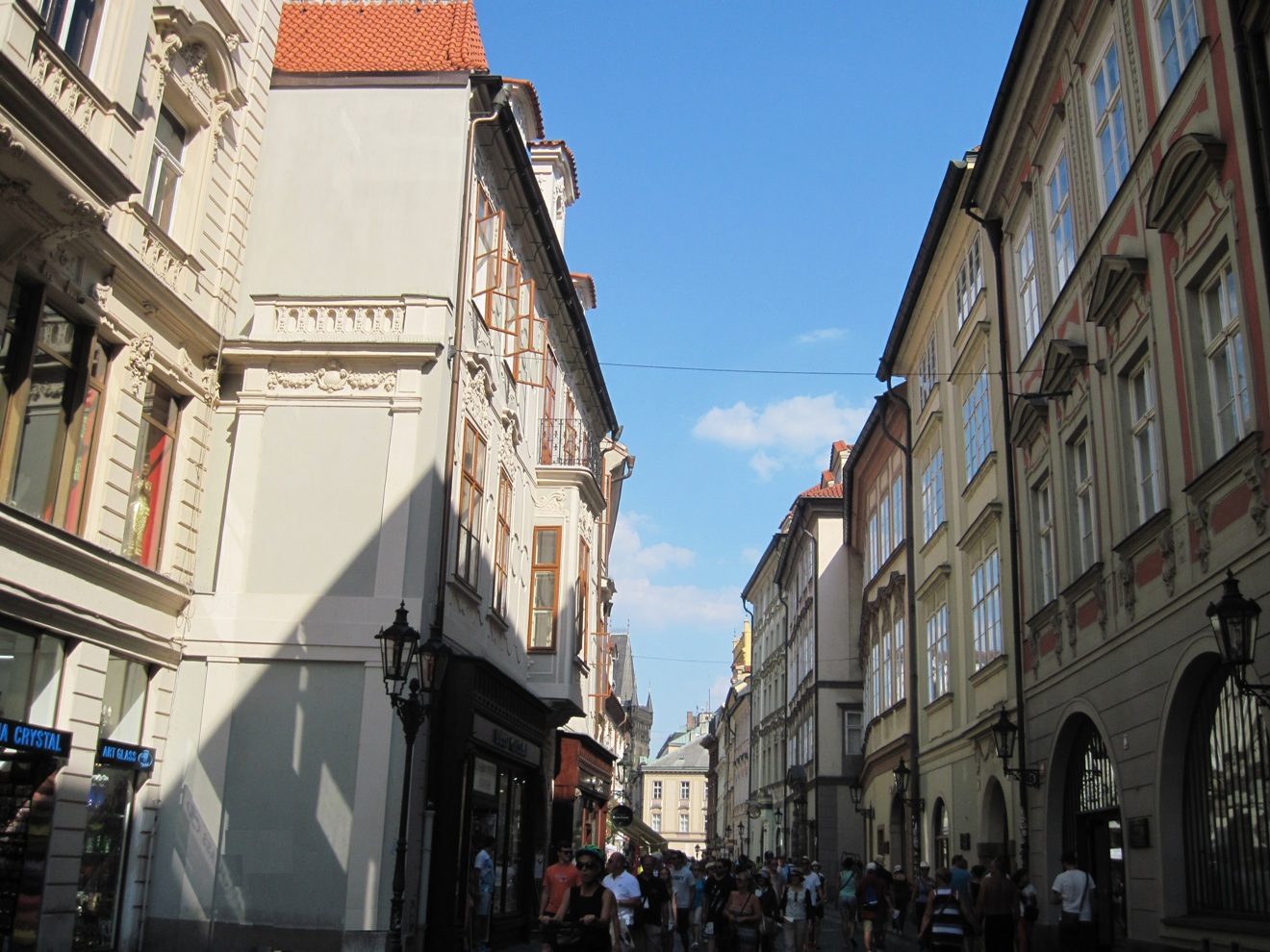 11- Praga-Una strada di Praga in Stare Mesto